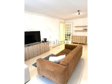 Arrendamento de apartamento T3 na Rua Agostinho Neto