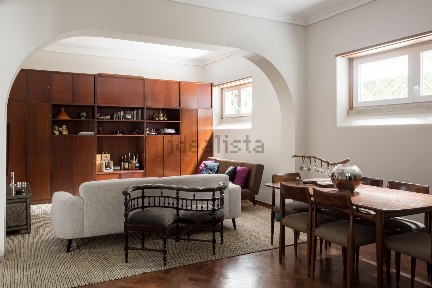 Arrendamento de apartamento T1 na Rua Pêro de Alenquer