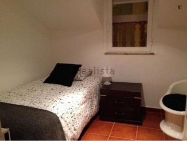 Arrendamento de apartamento T3 na Rua Conde das Antas