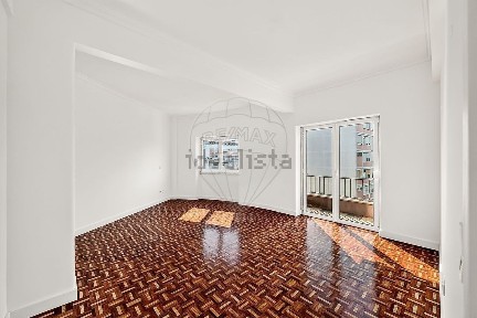 Arrendamento de apartamento T3 na Lapa