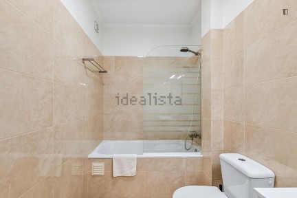 Arrendamento de apartamento T2 na Rebelva