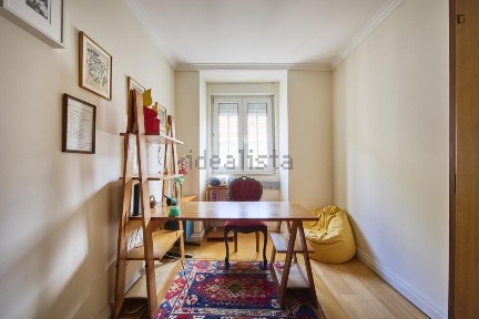 Arrendamento de apartamento T3 na Calçada de Sant'Ana