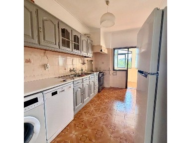 Arrendamento de apartamento T2 na Rua Dom Bosco