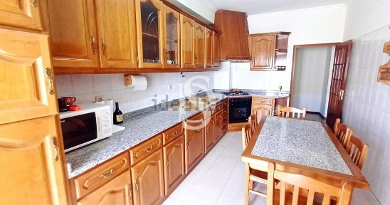 Apartamento T3 à venda em Bornes de Aguiar