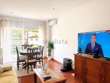 Apartamento T3 à venda na Avenida 25 de Abril, 25