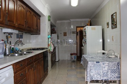 Apartamento T2 à venda em Santa Maria Maior
