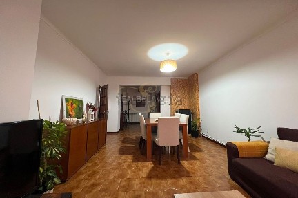 Apartamento T3 à venda em Vila Real