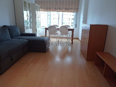 Arrendamento de apartamento T1 na Avenida Rui Nogueira Simões