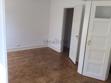 Arrendamento de apartamento T2 na Travessa Dom Vasco
