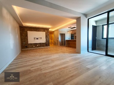 Arrendamento de apartamento T3 na Rua de Ceuta