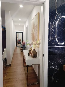 Apartamento T2 à venda na Rua Coronel Bento Roma