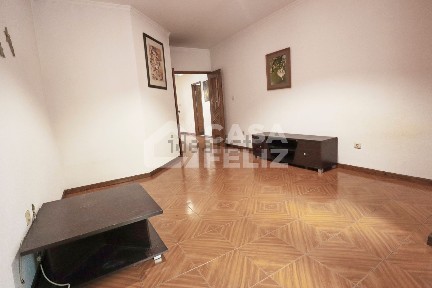 Apartamento T2 à venda em Madalena e Samaiões