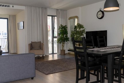 Arrendamento de apartamento T2 na Avenida Luís Bívar