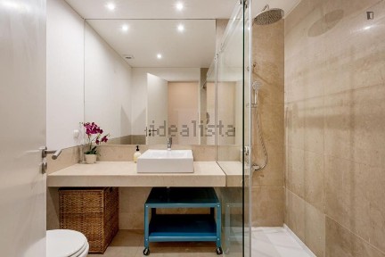 Arrendamento de apartamento T2 na Rua da Misericórdia