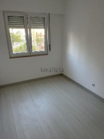 Arrendamento de apartamento T3 na Rua António Galvão, 7