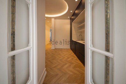 Arrendamento de apartamento T2 na Rua Artilharia 1