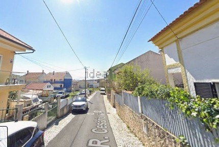 Arrendamento de apartamento T2 na Rua Cesário Verde