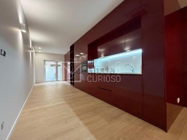Apartamento T1 à venda na Avenida Doutor Manuel de Arriaga