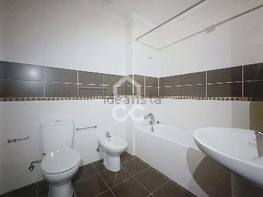 Apartamento T1 à venda em Santa Maria Maior