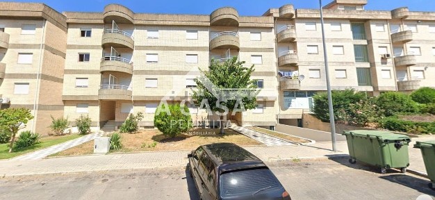 Apartamento T2 à venda em Santa Maria Maior