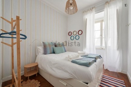 Arrendamento de apartamento T3 na Costa do Castelo