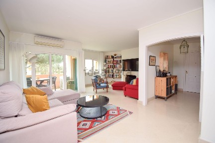 Arrendamento de apartamento T3 na Rua dos Pombos, 89