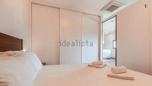 Arrendamento de apartamento T1 na Avenida República da Bulgária