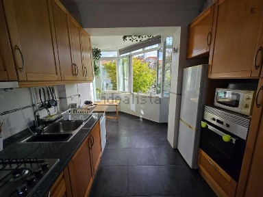 Arrendamento de apartamento T2 na Rua Pais de Ramos