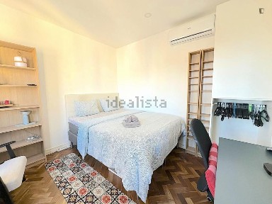 Arrendamento de apartamento T1 na Rua Luciano Cordeiro