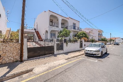 Tavira, Porta Nova - Colinas da Boavista, Rua Professor Egas Moniz