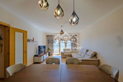 Arrendamento de apartamento T3 na Rua Domingos Leite Pereira