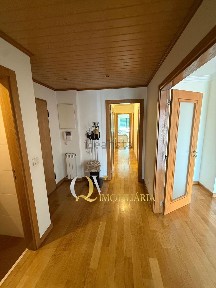 Arrendamento de apartamento T4 na Arneiro
