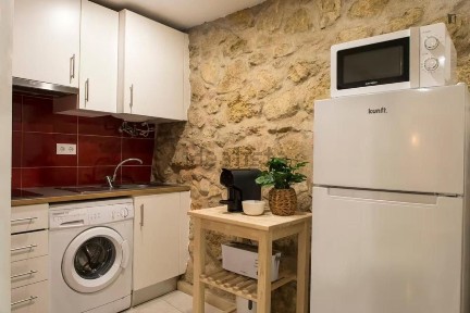 Arrendamento de apartamento T0 na Rua da Bombarda