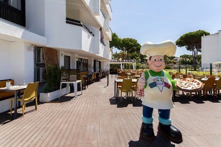 Quarteira, Vilamoura, Bairro Ténis - Clube do Lago, Rua dos Estados Unidos da América