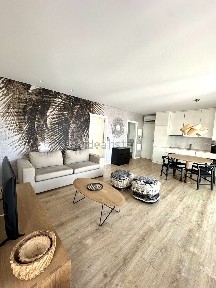 Arrendamento de apartamento T1 na Avenida Marginal