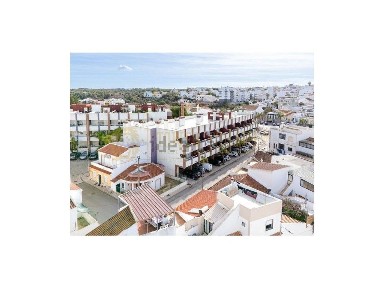 Espaço comercial à venda na Rua Zeca Afonso