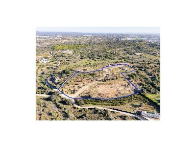 Espaço comercial à venda em Ferragudo