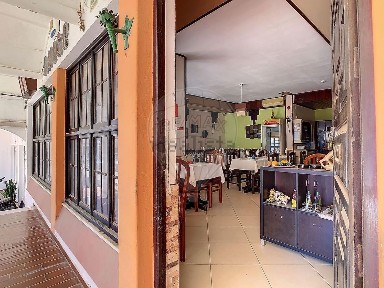 Albufeira e Olhos de Água, Albufeira, Bairro Montechoro, Avenida Sá Carneiro