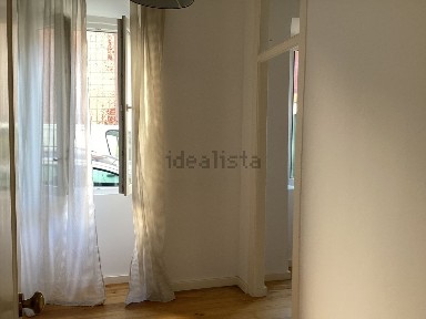 Arrendamento de apartamento T2 na Rua de Sant'Ana à Lapa