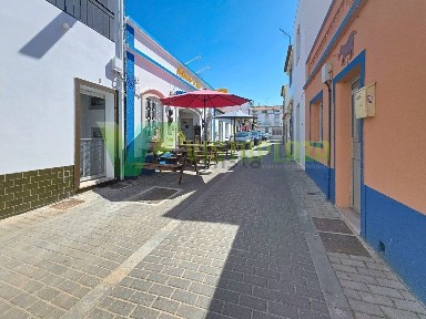 Cabanas de Tavira, Rua Doutor Jorge Augusto Correia