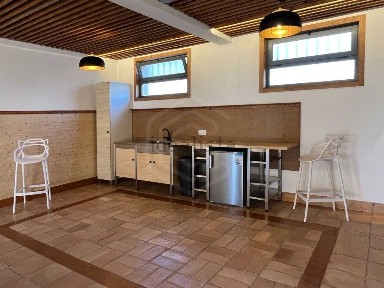 Espaço comercial à venda em Fuseta