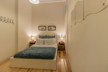 Arrendamento de apartamento T1 na Rua dos Correeiros