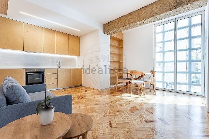 Arrendamento de apartamento T1 na Avenida dos Estados Unidos da América