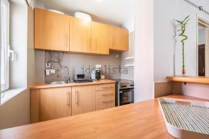 Arrendamento de apartamento T1 na Rua do Monte Leite