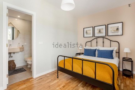 Arrendamento de apartamento T1 na Rua dos Cordoeiros a Pedrouços
