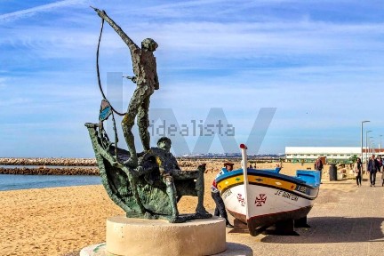 Espaço comercial à venda em Praia de Quarteira