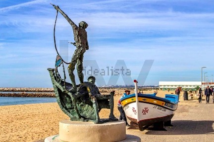 Espaço comercial à venda em Praia de Quarteira