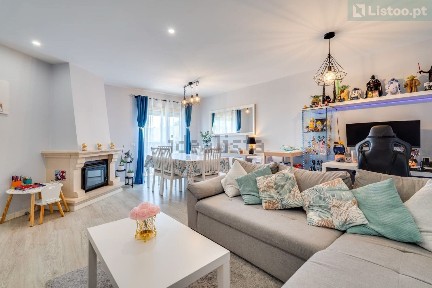 Casa ou moradia à venda em B. da Torrinha