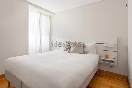 Arrendamento de apartamento T2 na Rua Presidente Arriaga