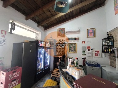 Espaço comercial à venda no Centro de Castro Marim
